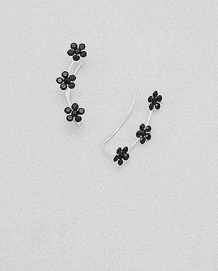 Ezüst fülbevaló - három fekete virág