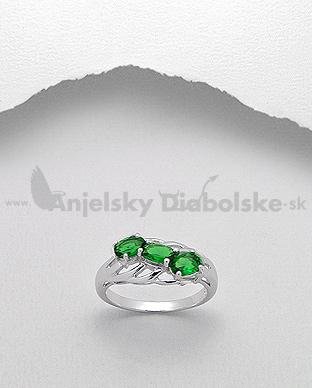 Ezüst gyűrű - három zöld CZ kristályok